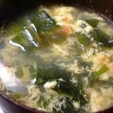 ウエイパーで簡単　中華風わかめと卵のスープ